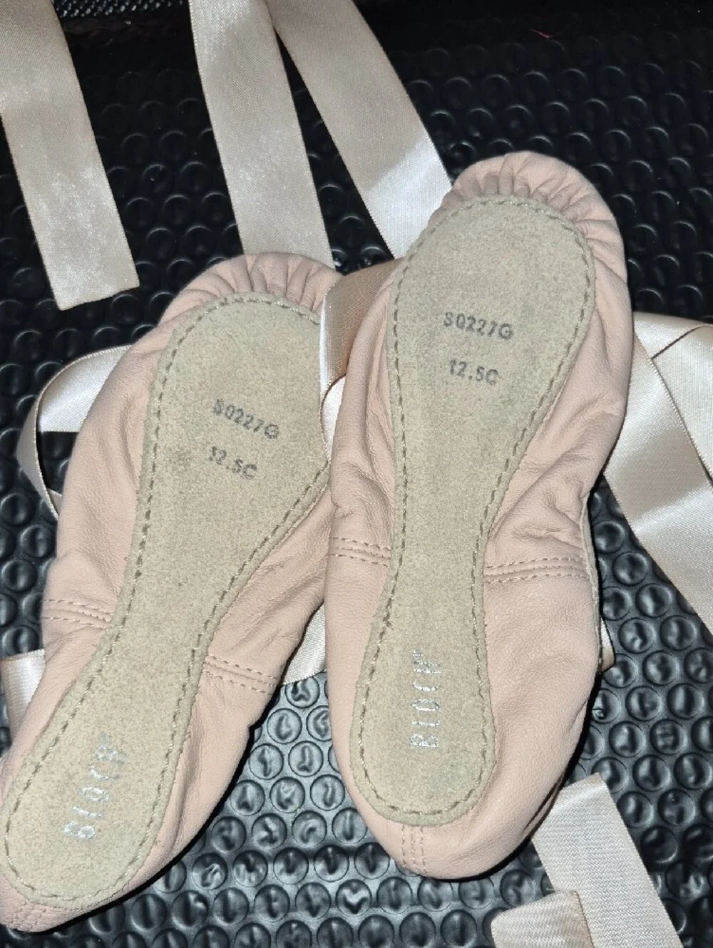 Kids Ballet Slippers in Light Pink